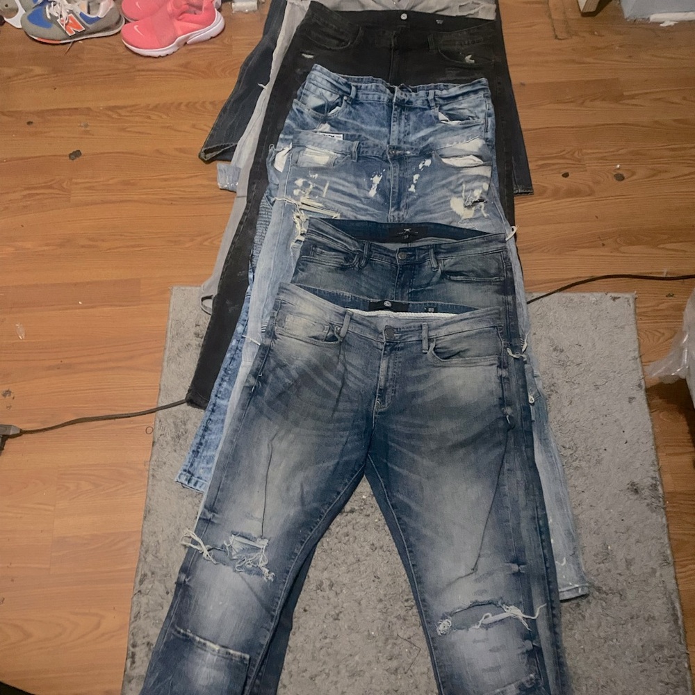 Men’s jeans, cut up jeans, all for 1 price
